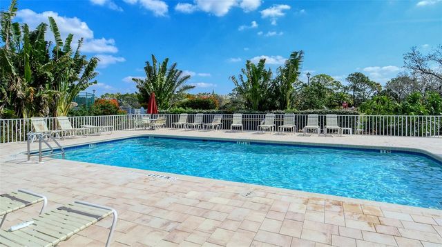 9330 CLUBSIDE CIRCLE 3306, Sarasota, FL 34238