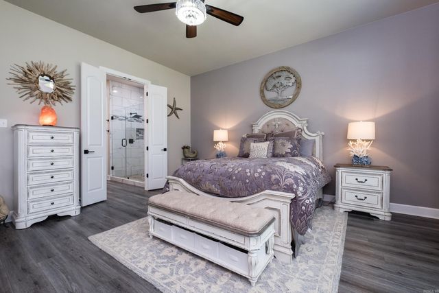 86 Lucia Lane, Maumelle, AR 72113