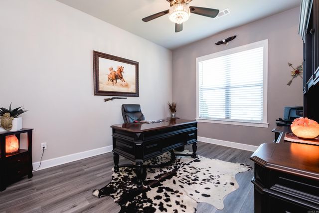 86 Lucia Lane, Maumelle, AR 72113