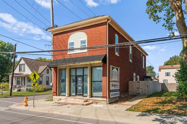 719 Centreville Avenue, Belleville, IL 62220