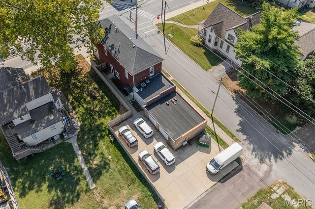 719 Centreville Avenue, Belleville, IL 62220