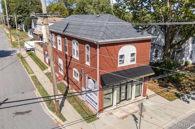 719 Centreville Avenue, Belleville, IL 62220