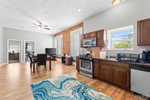 719 Centreville Avenue, Belleville, IL 62220