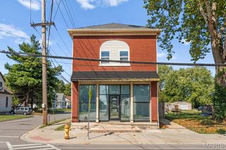 719 Centreville Avenue, Belleville, IL 62220