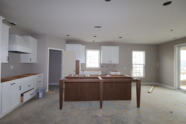 4535 Corsican Loop E, Hilliard, OH 43026