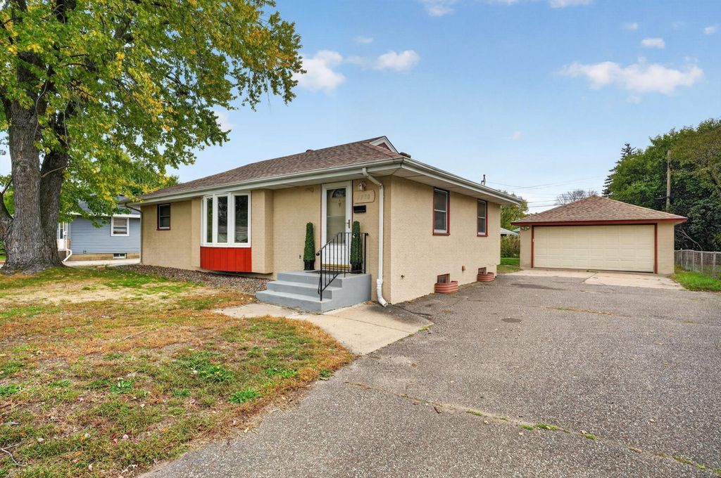 5730 Fremont Avenue N, Brooklyn Center, MN 55430 — photo 2