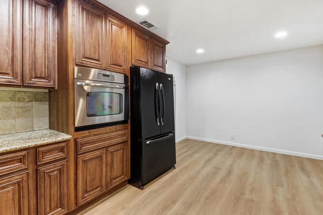 1712 Alabama Ave, West Sacramento, CA 95691