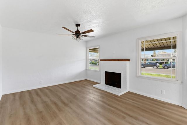 1712 Alabama Ave, West Sacramento, CA 95691