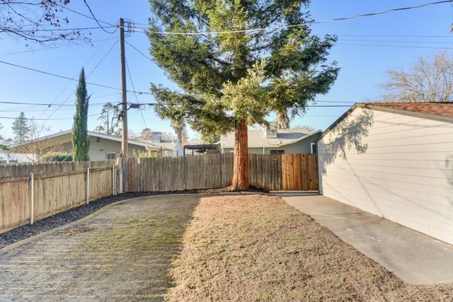 1712 Alabama Ave, West Sacramento, CA 95691