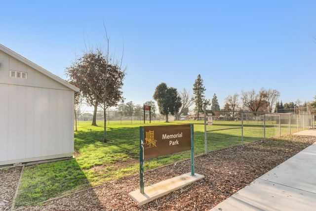 1712 Alabama Ave, West Sacramento, CA 95691