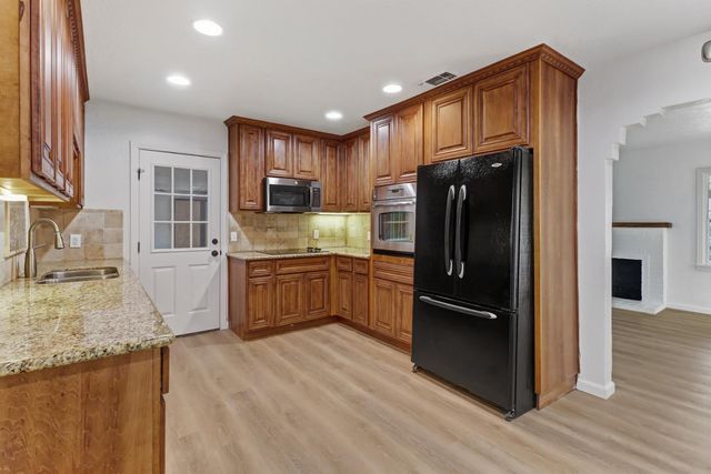 1712 Alabama Ave, West Sacramento, CA 95691