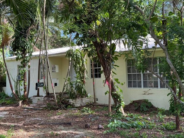 6600 SW 64th Court, South Miami, FL 33143
