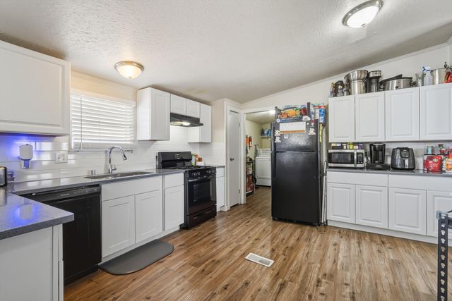 35 Griffin Road, Moriarty, NM 87035