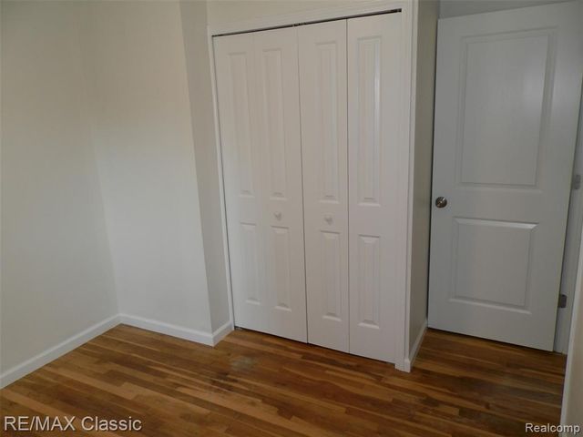 9374 Patton Street, Livonia, MI 48150