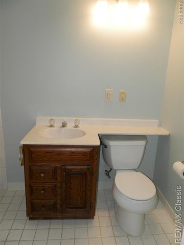 9374 Patton Street, Livonia, MI 48150
