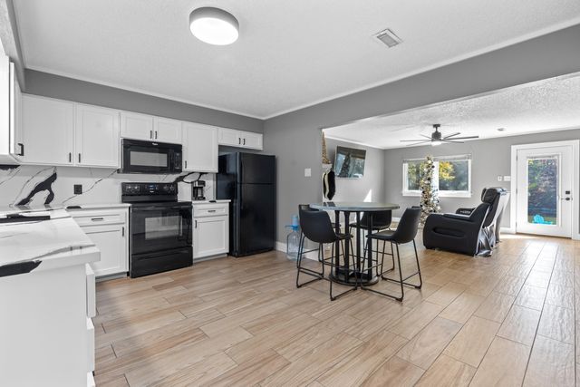 1201 Airport Rd Road A2, Hot Springs, AR 71913