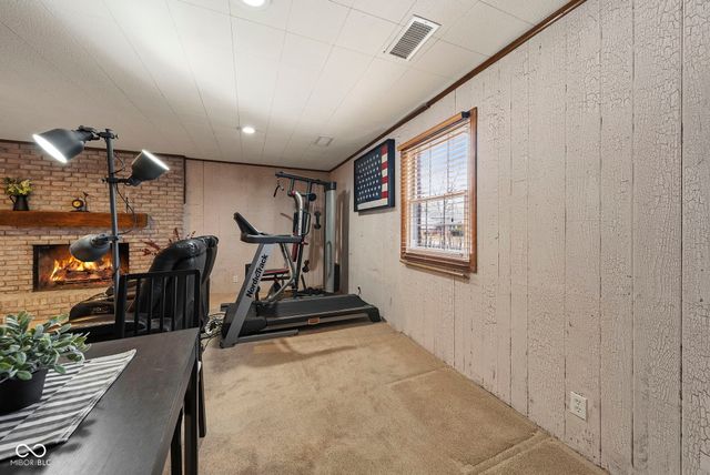 53 E Antler Drive, Terre Haute, IN 47802