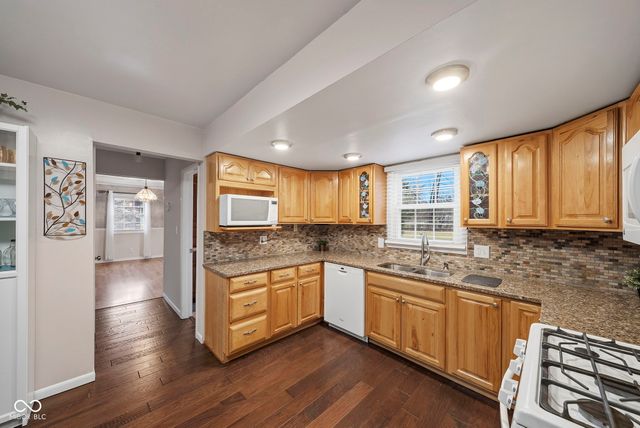 53 E Antler Drive, Terre Haute, IN 47802