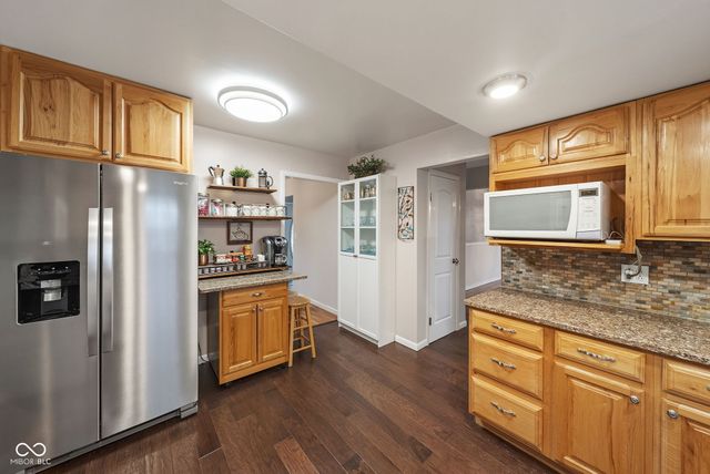 53 E Antler Drive, Terre Haute, IN 47802