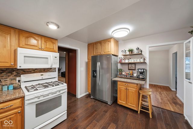 53 E Antler Drive, Terre Haute, IN 47802