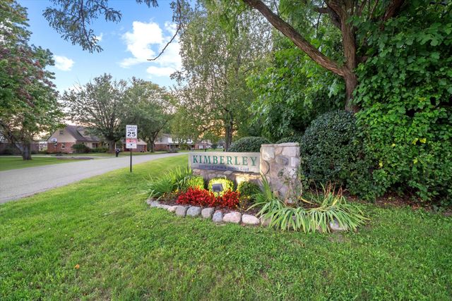 26182 Kiltartan Street, Farmington Hills, MI 48334