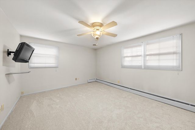26182 Kiltartan Street, Farmington Hills, MI 48334