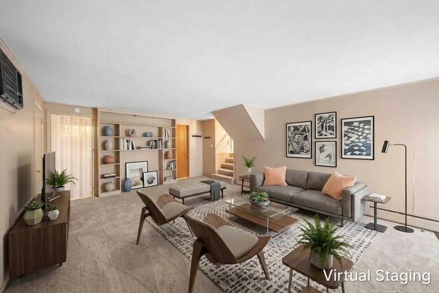 26182 Kiltartan Street, Farmington Hills, MI 48334