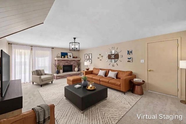 26182 Kiltartan Street, Farmington Hills, MI 48334