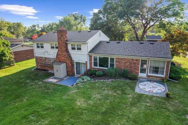 26182 Kiltartan Street, Farmington Hills, MI 48334