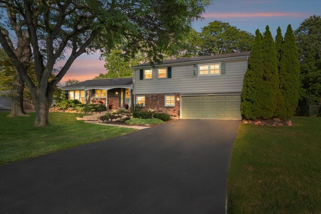 26182 Kiltartan Street, Farmington Hills, MI 48334