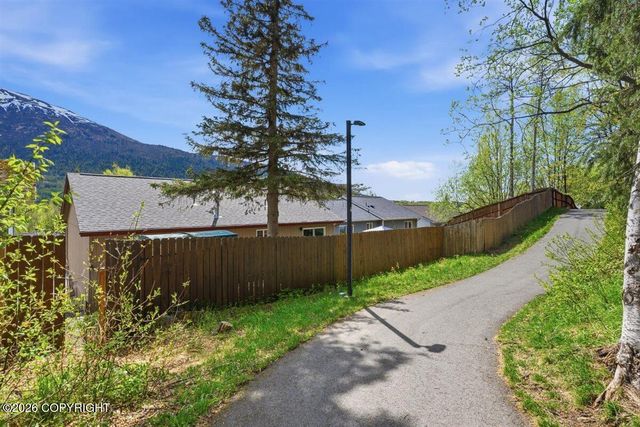 18641 Gibens Circle, Eagle River, AK 99577