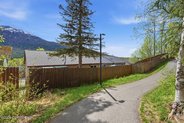 18641 Gibens Circle, Eagle River, AK 99577