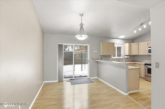 18641 Gibens Circle, Eagle River, AK 99577