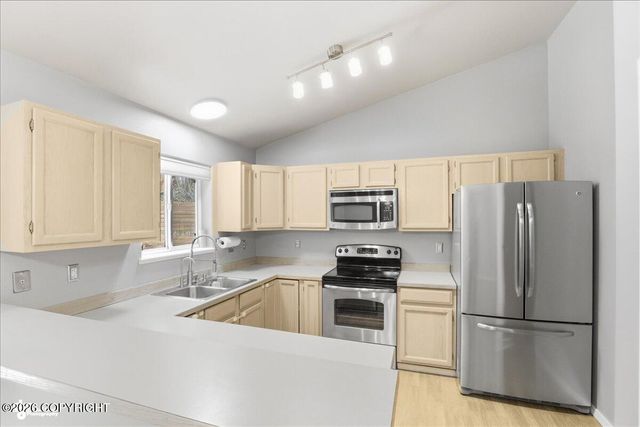 18641 Gibens Circle, Eagle River, AK 99577
