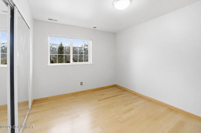 18641 Gibens Circle, Eagle River, AK 99577