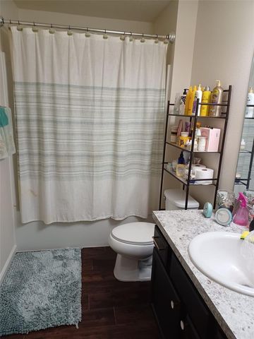 214 W ELLA J GILMORE STREET, Apopka, FL 32703
