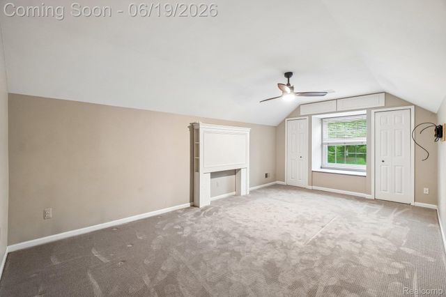 2093 Deer Run Trail, Waterford Charter Township, MI 48329