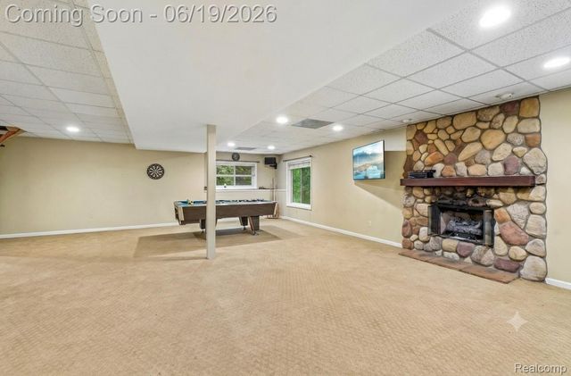 2093 Deer Run Trail, Waterford Charter Township, MI 48329
