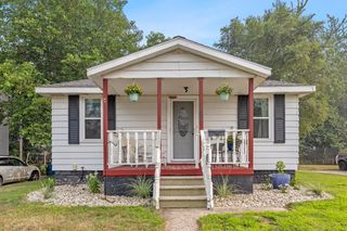 1628 Pennoyer Avenue, Grand Haven City, MI 49417