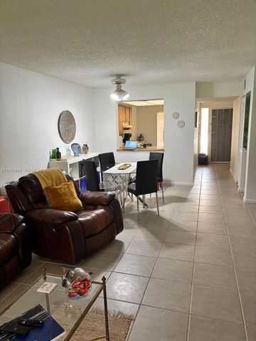 1969 SW 15th Street 93, Deerfield Beach, FL 33442
