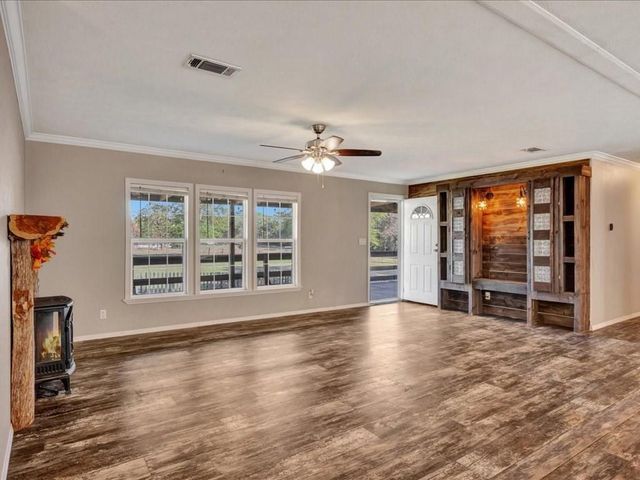 645 H H Allen Road, Lufkin, TX 75904