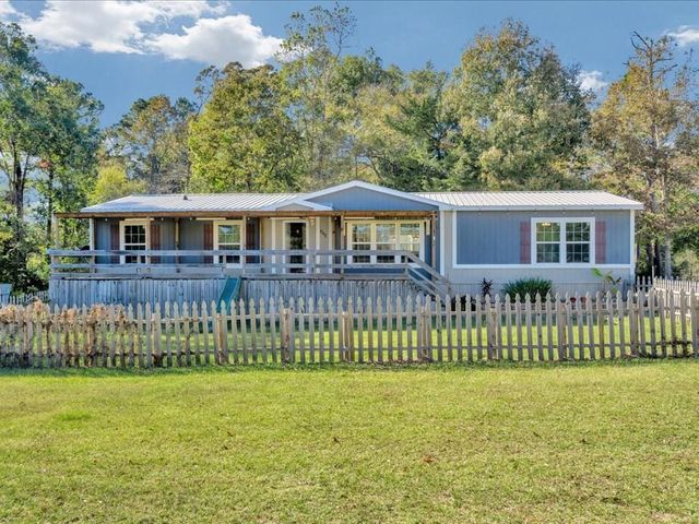 645 H H Allen Road, Lufkin, TX 75904