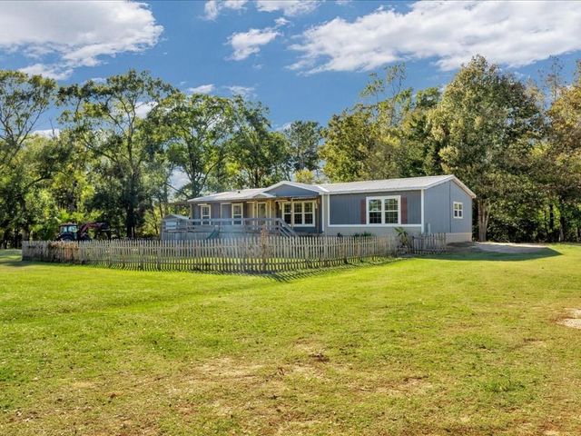 645 H H Allen Road, Lufkin, TX 75904