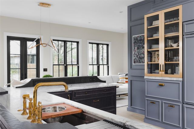 901 Wayside DR A, Austin, TX 78703