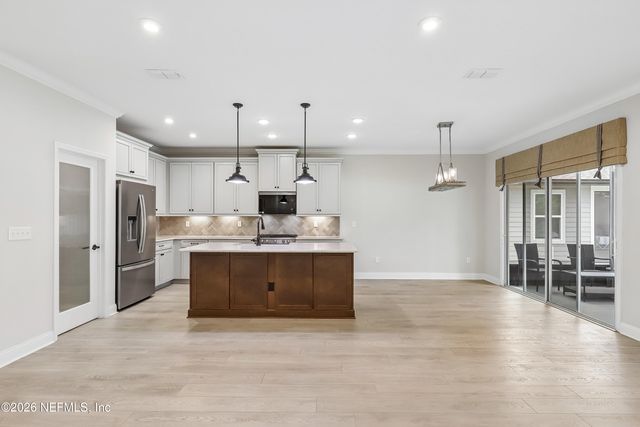 13863 HOLSINGER Boulevard, Jacksonville, FL 32256