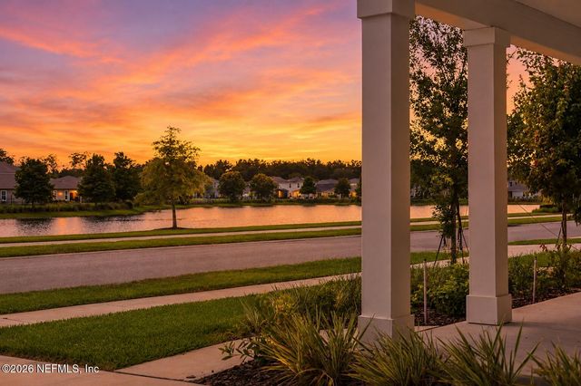13863 HOLSINGER Boulevard, Jacksonville, FL 32256