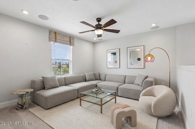 13863 HOLSINGER Boulevard, Jacksonville, FL 32256