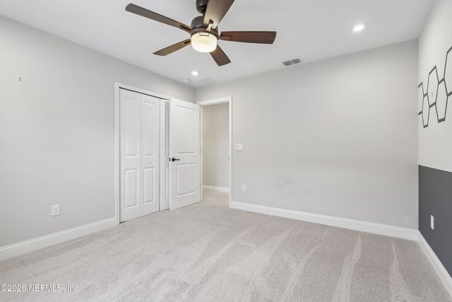 13863 HOLSINGER Boulevard, Jacksonville, FL 32256