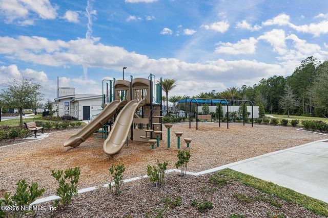 13863 HOLSINGER Boulevard, Jacksonville, FL 32256