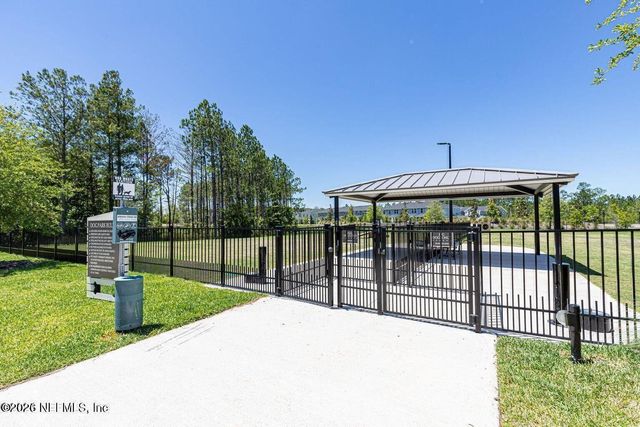 13863 HOLSINGER Boulevard, Jacksonville, FL 32256